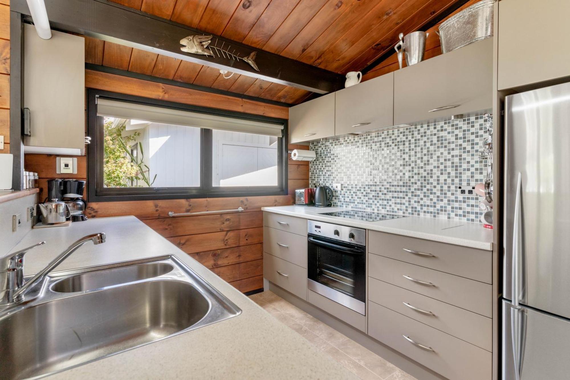 Pauanui Beach House Suntrap المظهر الخارجي الصورة